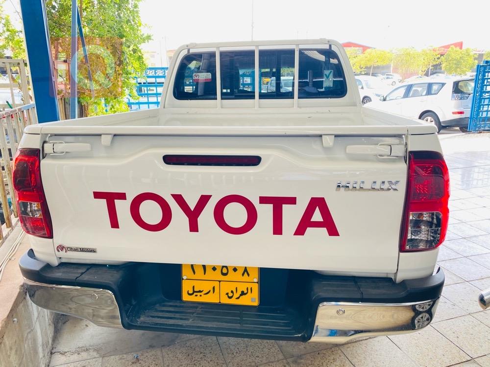 تويوتا هايلوكس